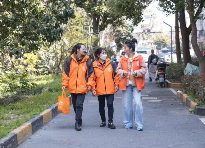 九游会J9官方网站“一人一计划”专业“三人团”丨家庭照护床位(图5)